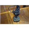Image 2 : MODERN TABLE LAMP