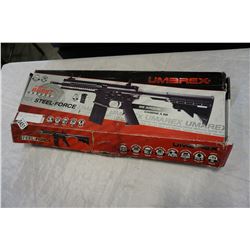 UMAREX CO2 AUTOMATIC METAL BB AIRGUN IN BOX