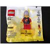 Image 1 : Lego Bricktober 2011 Knight Retro Mini Figure Magnet Polybag
