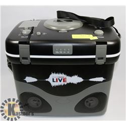 NEW MOLSON CANADIAN COOLER BOX W/RADIO&IPOD
