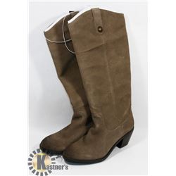 NEW GENUINE 1976 GENUINE LEATHER BOOTS SZ 9.5