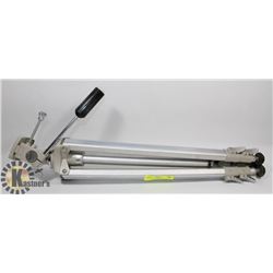 VIVITAR PROFESSIONAL TELESCOPIC TRIPOD