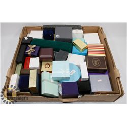 FLAT OF ASSORTED JEWELLERY DISPLAY BOXES