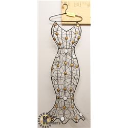 WROUGHT IRON DECORATIVE HANGER