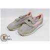 Image 1 : NORTH STAR GREY PINK SZ 3.5