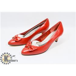 MARIE CLAIRE RED SZ 8.5