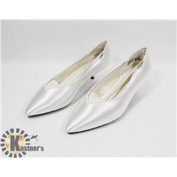 SATIN PARTY CHRIS WHITE SZ 8