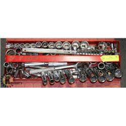 TRAY OF SOCKET SETS