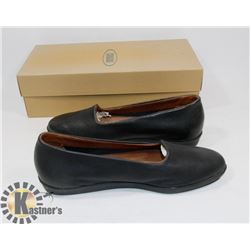 COUGAR WAKE NAVY SZ 6.5