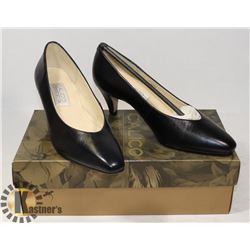 CALICO SOFT FIT BLACK SZ 6.5