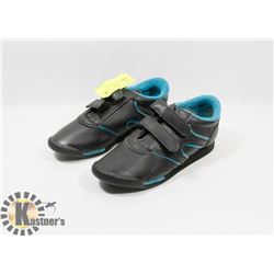 KIDS BLACK AND TEAL SZ 2