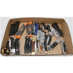 FLAT OF VARIOUS POCKET KNIVES
