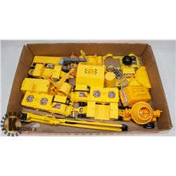 CONSTRUCTION TOYS FLAT
