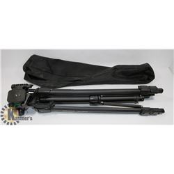 CAMERA TRIPOD EXTENDABLE LEVELLING