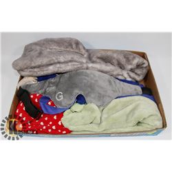 FLAT OF BEAN BAG NECK WARMERS