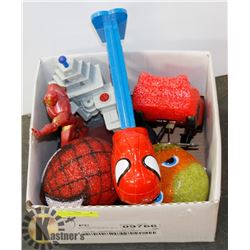 COLLECTION OF KIDS' LAMPS