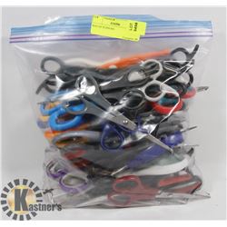 BAG OF SCISSORS
