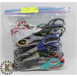 BAG OF SCISSORS