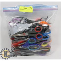 BAG OF SCISSORS
