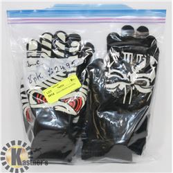 12PK KIDS HALLOWEEN GLOVES.