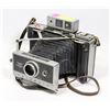 Image 1 : POLAROID ANTIQUE 360 LAND CAMERA.