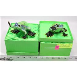 2 ADELINE FINE PORCELAIN TREE FROGS