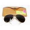 Image 1 : BUSHNELL AVIATOR SUNGLASSES WITH CASE