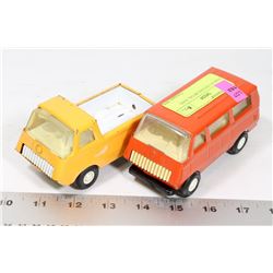 PAIR OF VINTAGE METAL TOYS.