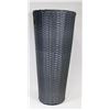 Image 1 : WICKER PLANT STAND.