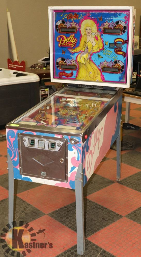 1979 DOLLY PARTON COIN OPERATED PINBALL MACHINE