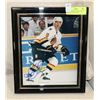 Image 1 : RUSS COURTNALL SIGNED 8 X 10" PHOTO IN VANCOUVER
