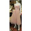 Image 1 : LADIES MANNEQUIN WITH ANTIQUE DRESS