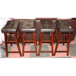 GROUP  OF 4 BAR STOOLS