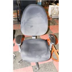 NEW HYDRAULIC LIFT OFFICE CHAIR ON CHOICE: BLACK