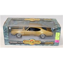 ERTL AMERICAN MUSCLE 1969 OLDSMOBILE 4-4-2