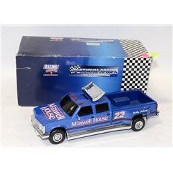 PLATINUM SERIES 1:24 SCALE BOBBY LABONTE #22