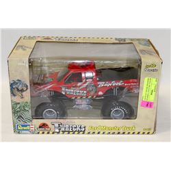 REVELL BIG FOOT T-WRECKS MONSTER TRUCK 1:25 SCALE