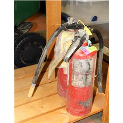 LOT OF 2 FIRE EXTINGUISHERS
