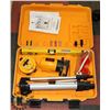Image 1 : JOHNSON LEVEL & TOOL KIT #40-0909.