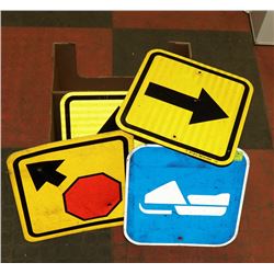 SET OF 4 METAL TRAIL MARKING SIGNS - 12"X 12".