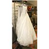 Image 1 : PRONOVIAS WHITE WEDDING DRESS