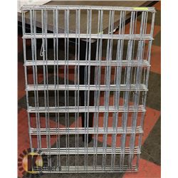 DOG BARRIER 16'X3' HIGH - FOLDABLE 2FT SECTIONS.