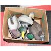 Image 1 : 4 HUNTING DECOYS-MALLARD DRAKE & CARRYLITE
