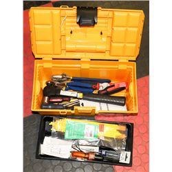 16  MASTERCRAFT TOOLBOX C/W SCREWDRIVERS, TOOLS
