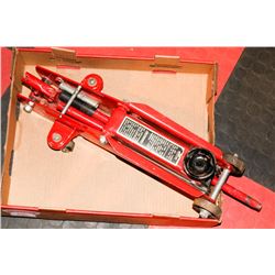 HEAVY DUTY RED CAR/TRUCK JACK.