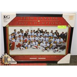 TEAM CANADA 2002 CHAMPIONS 21 X 17