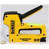 Image 1 : DEWALT STAPLE GUN.