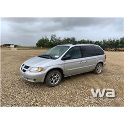 2004 DODGE CARAVAN MINIVAN