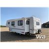 Image 4 : 2001 JAYCO EAGLE 5TH WHEEL TRAVEL TRAILER