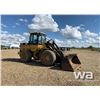 Image 2 : 1996 CATERPILLAR IT28F WHEEL LOADER